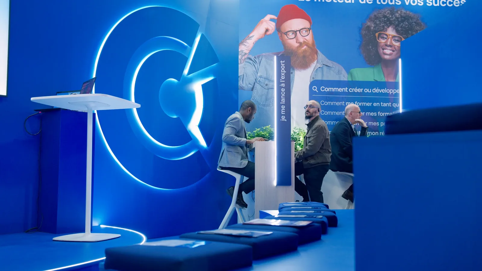 CCI Paris Île-de-France, échanges sur le stand